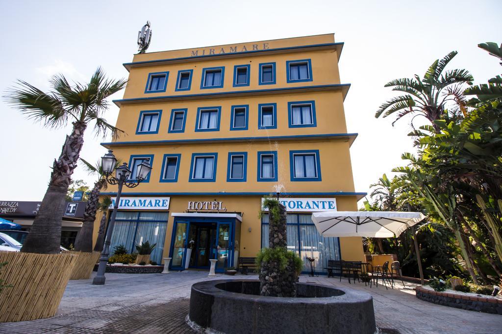 Miramare Hotel Катания Экстерьер фото