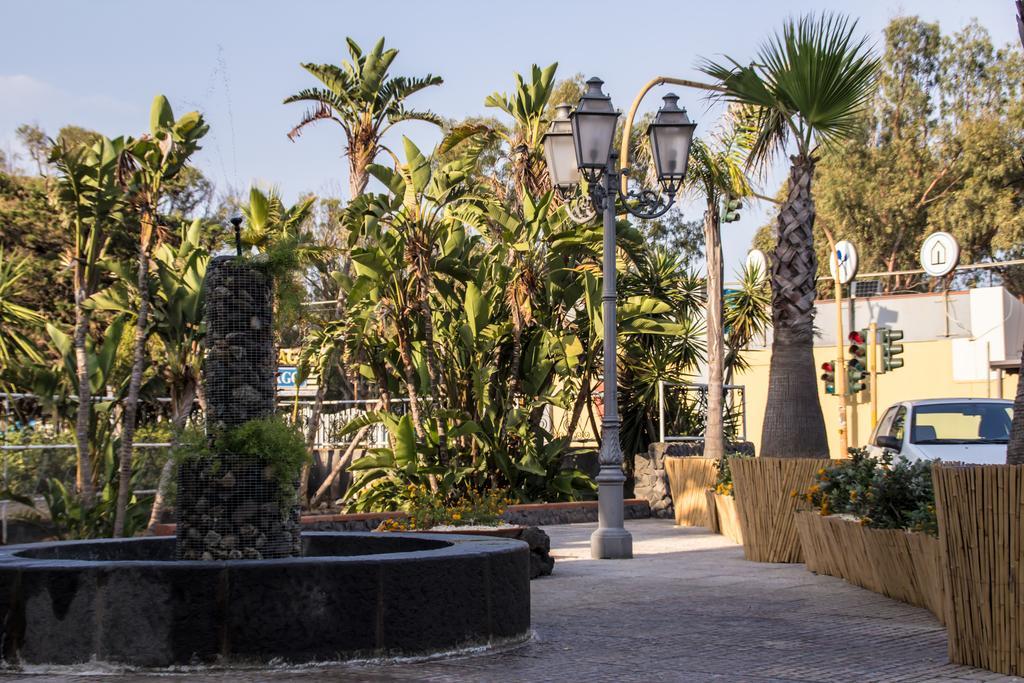 Miramare Hotel Катания Экстерьер фото